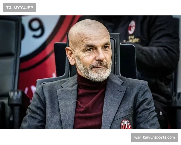 AC米兰训练基地对媒体开放,皮奥利演练三中卫体系应对欧联杯 AC米兰训练基地对媒体开放,皮奥利演练三中卫体系应对欧联杯